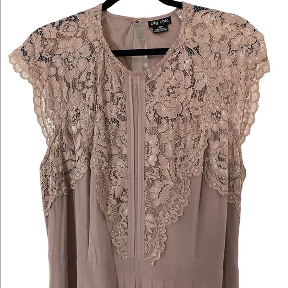 City Chic Lace Bodice Maxi Dress - Picture 1 of 6